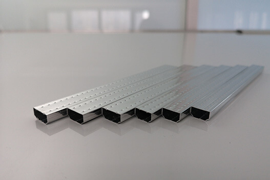 Standard aluminum spacer bar